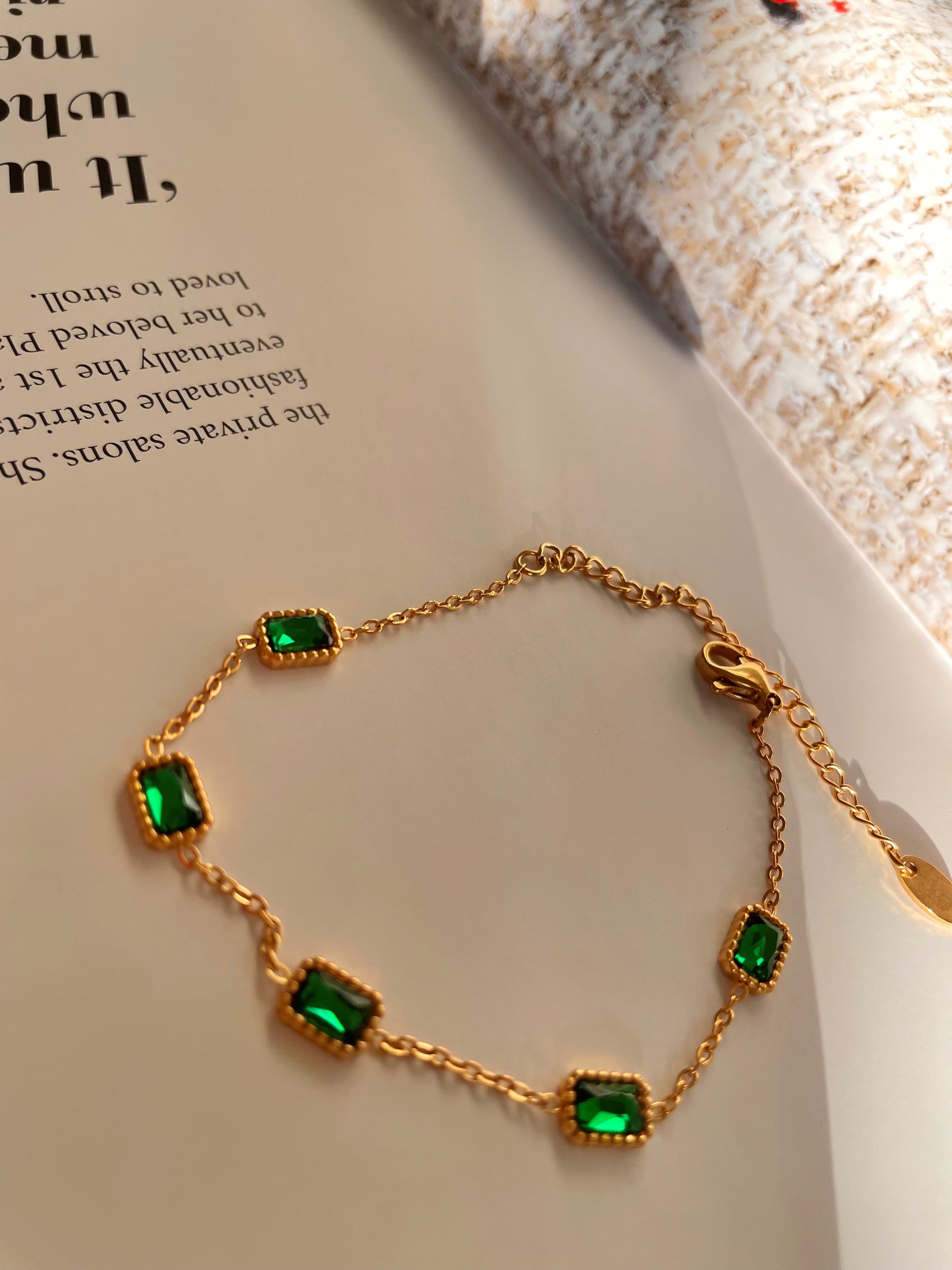 Emerald bracelet